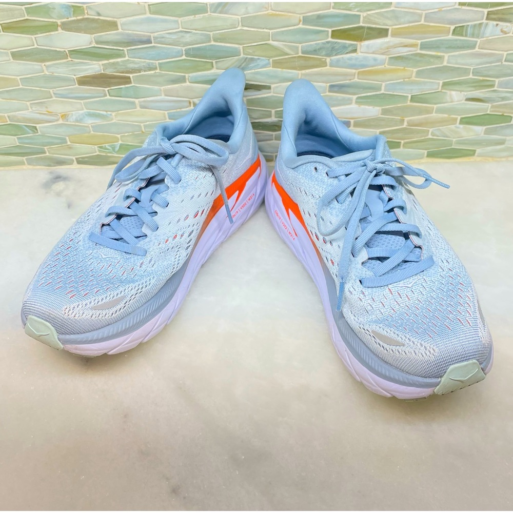 Hoka Women’s Clifton 8 Size 7 in Blue Fog/Plein Air